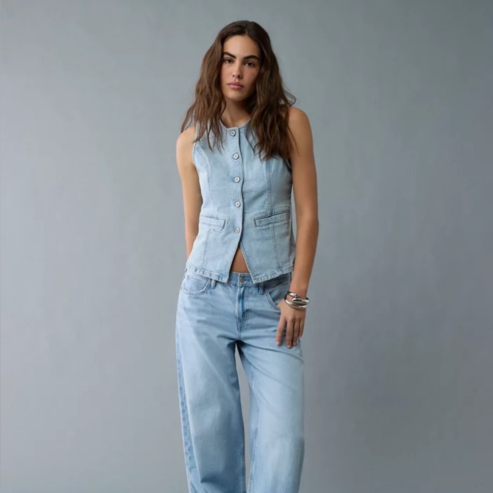 American Eagle Outfitters Light Blue Denim Vest. Size S. - Picture 8 of 10